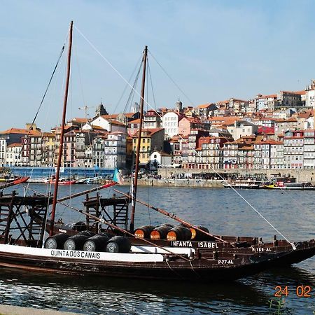 Oporto Vasconcelos Guest House ヴィラ・ノヴァ・デ・ガイア エクステリア 写真