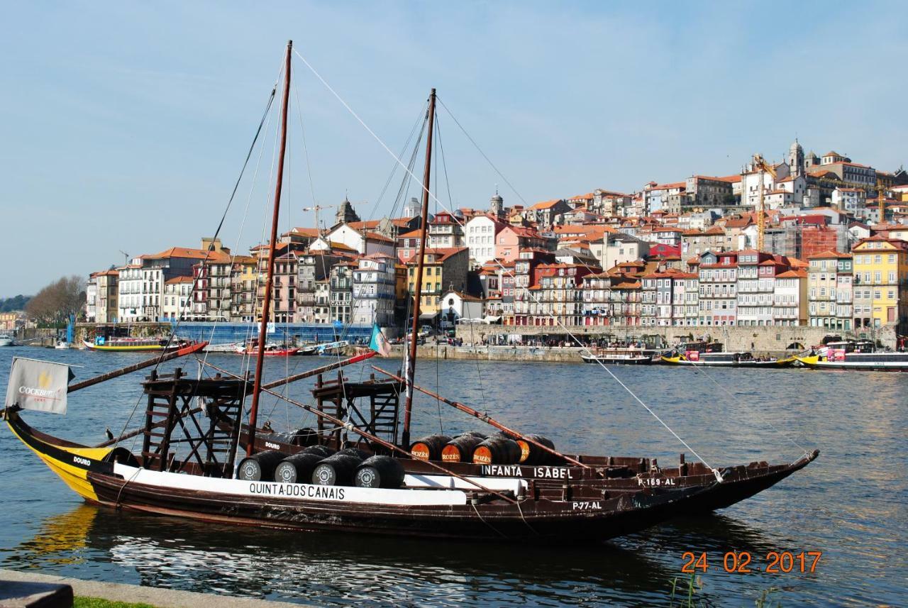 Oporto Vasconcelos Guest House ヴィラ・ノヴァ・デ・ガイア エクステリア 写真