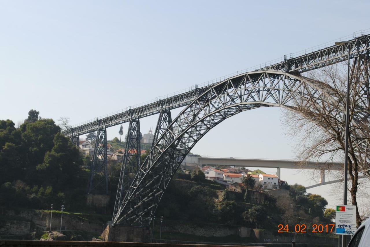 Oporto Vasconcelos Guest House ヴィラ・ノヴァ・デ・ガイア エクステリア 写真