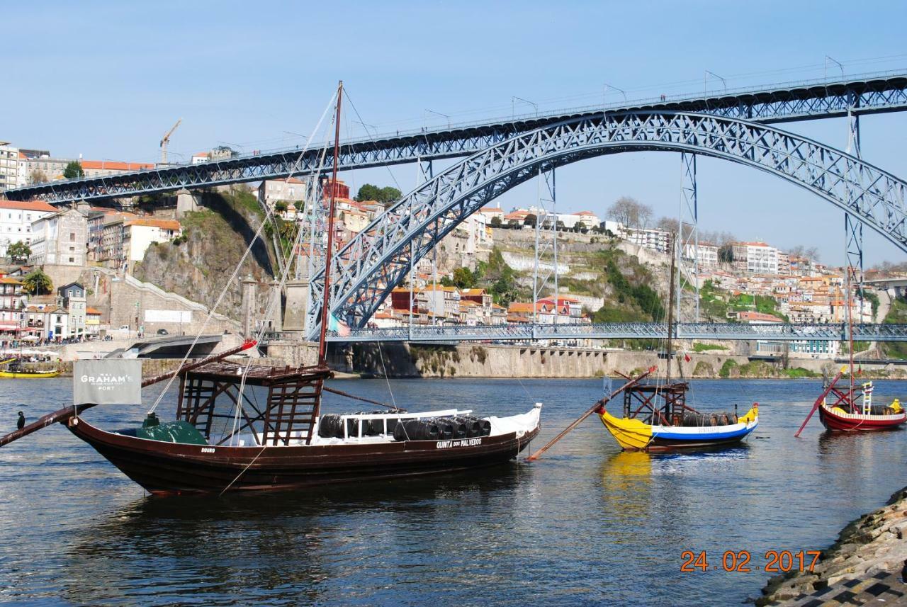 Oporto Vasconcelos Guest House ヴィラ・ノヴァ・デ・ガイア エクステリア 写真